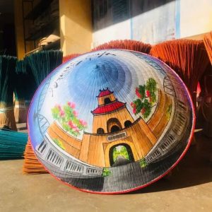 Nón Lá Trang Trí Vẽ Tay Hình Ngôi Đền