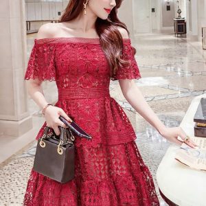 Váy Ren Tầng Trễ Vai Nàng Thơ