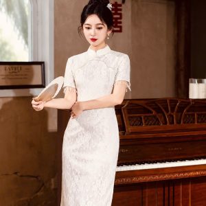 Bạch Châu Thanh Liên – Sườn Xám Ren Ngọc Tiểu Thư